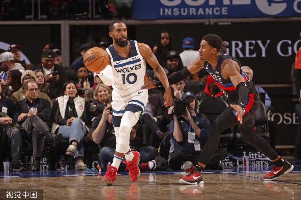 2月4日与 2月4日与